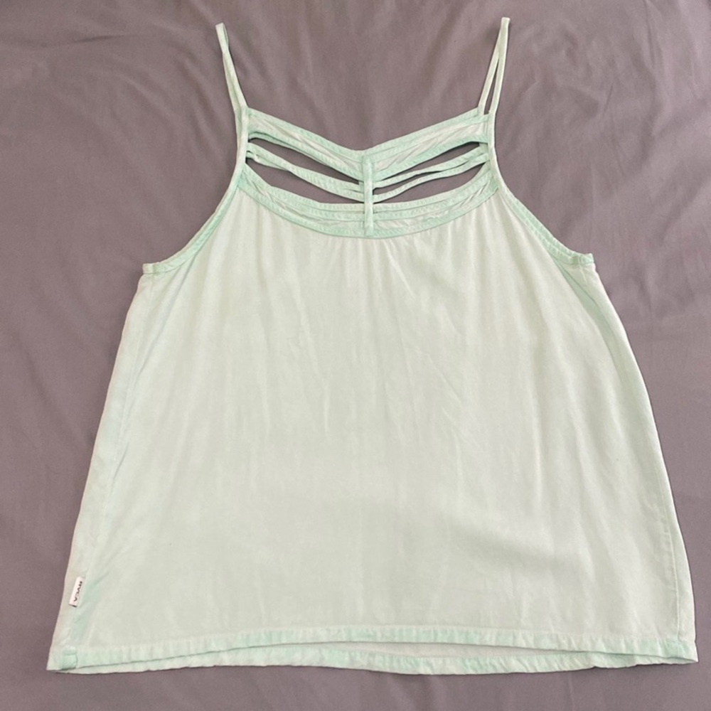 ***Relisting Soon*** RVCA Cutout Turquoise Tank Top - Picture 4 of 6